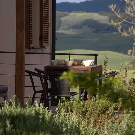 Tuscany Forever Famiglia * فولتيرا