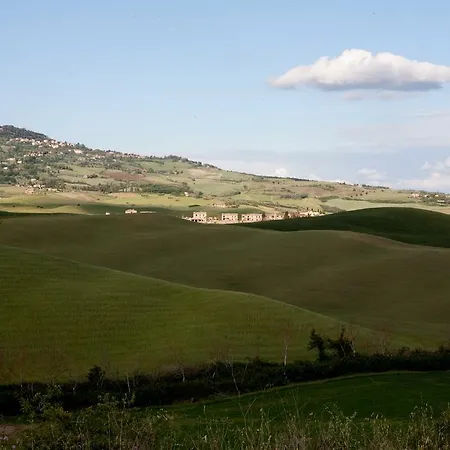 Tuscany Forever Famiglia Апартаменты