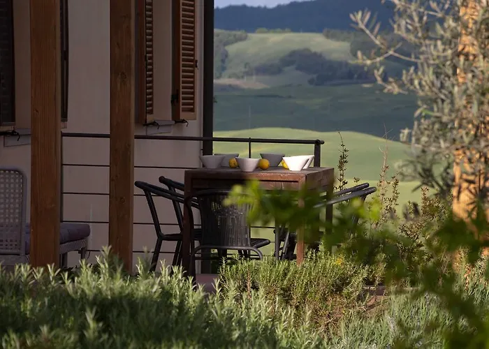 Tuscany Forever Famiglia * Volterra