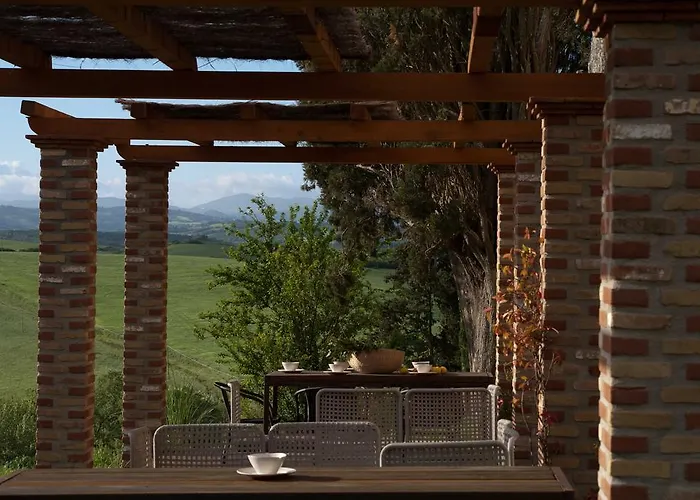 Tuscany Forever Famiglia * Volterra