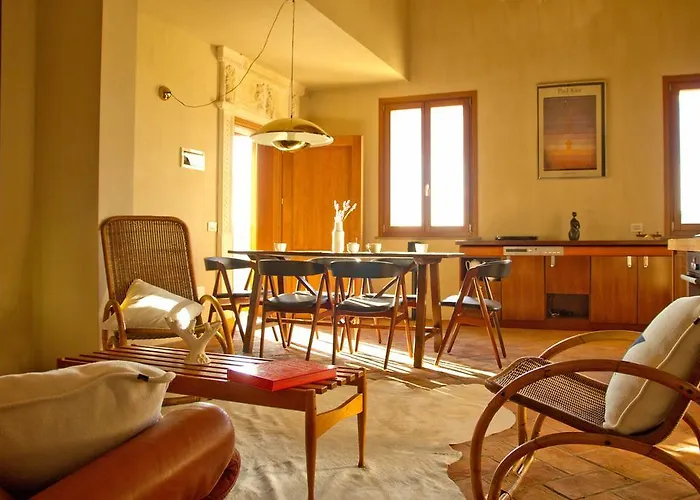 Tuscany Forever Famiglia Volterra