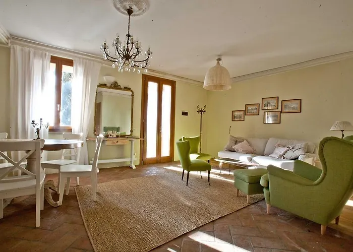 Tuscany Forever Famiglia Apartment *